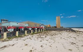 Beautiful Townhome Right On The Gulf - Get Ready To Relax!